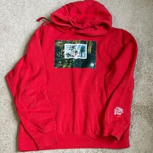 Nike Red Graphic Basketball Hoodie. Men’s large